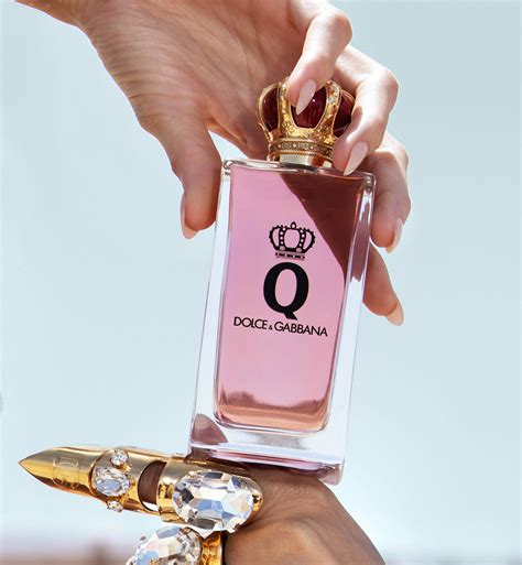 dolce & gabbana queen perfume review